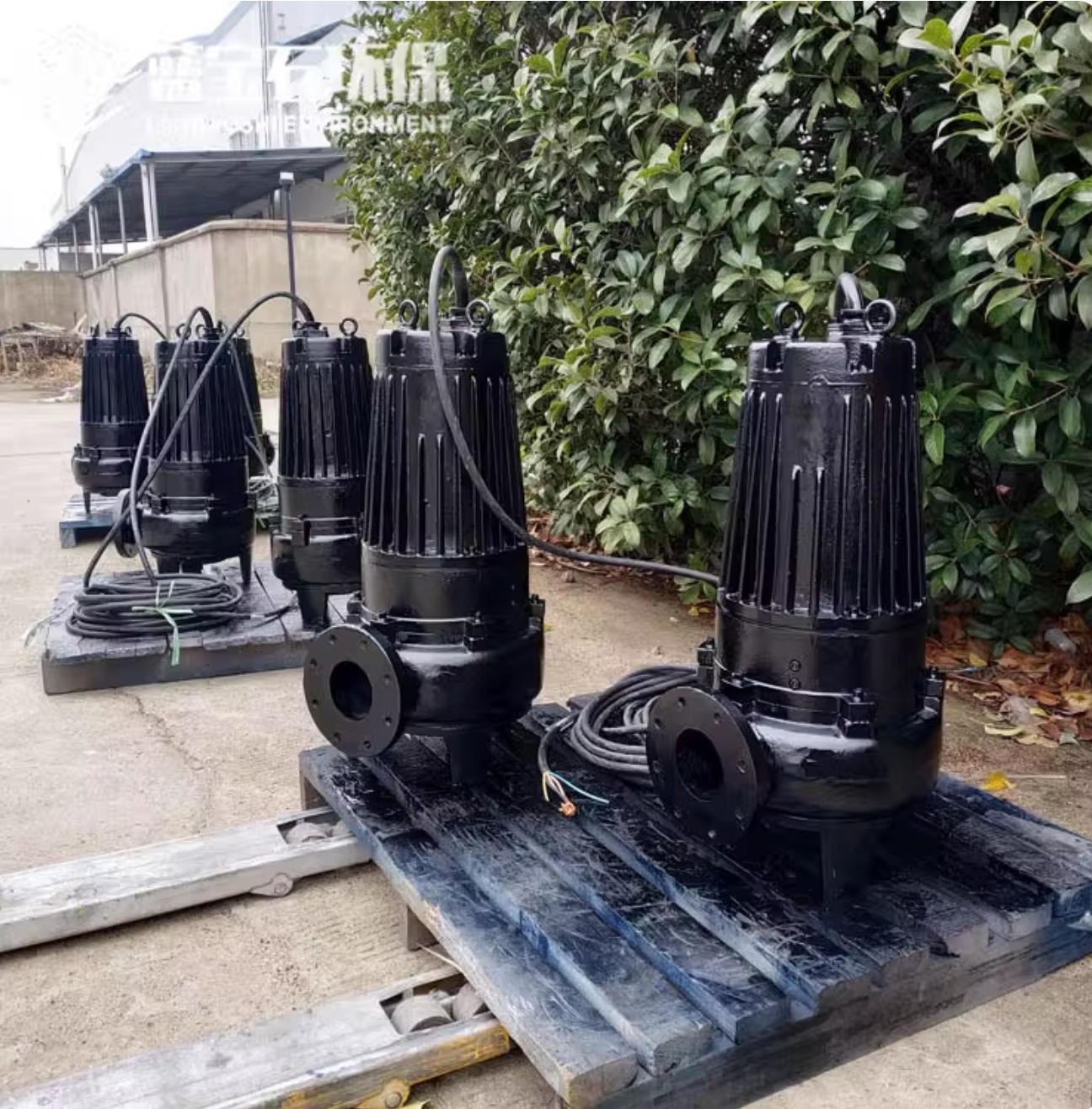 南京藍(lán)寶石環(huán)保有限公司與寧波某公司成功達(dá)成戰(zhàn)略合作，WQ型潛水排污泵助力高效污水處理